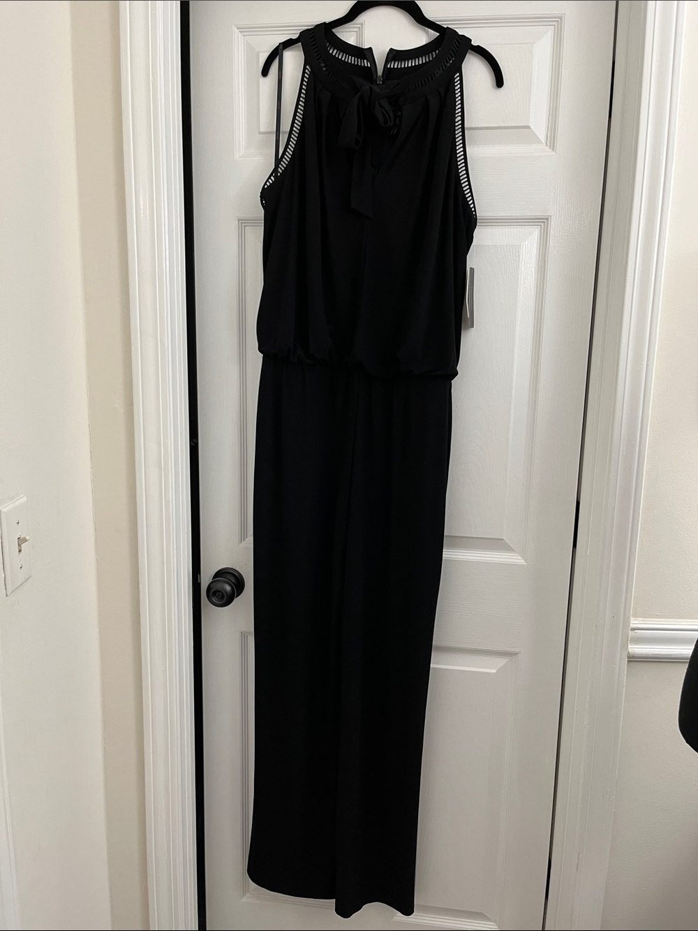 Laundry By Shelli Segal Black Tie-Neck Sleeveless Jump Suit